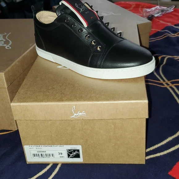 Christian Louboutin | Shoes | Christian Louboutin Size 39